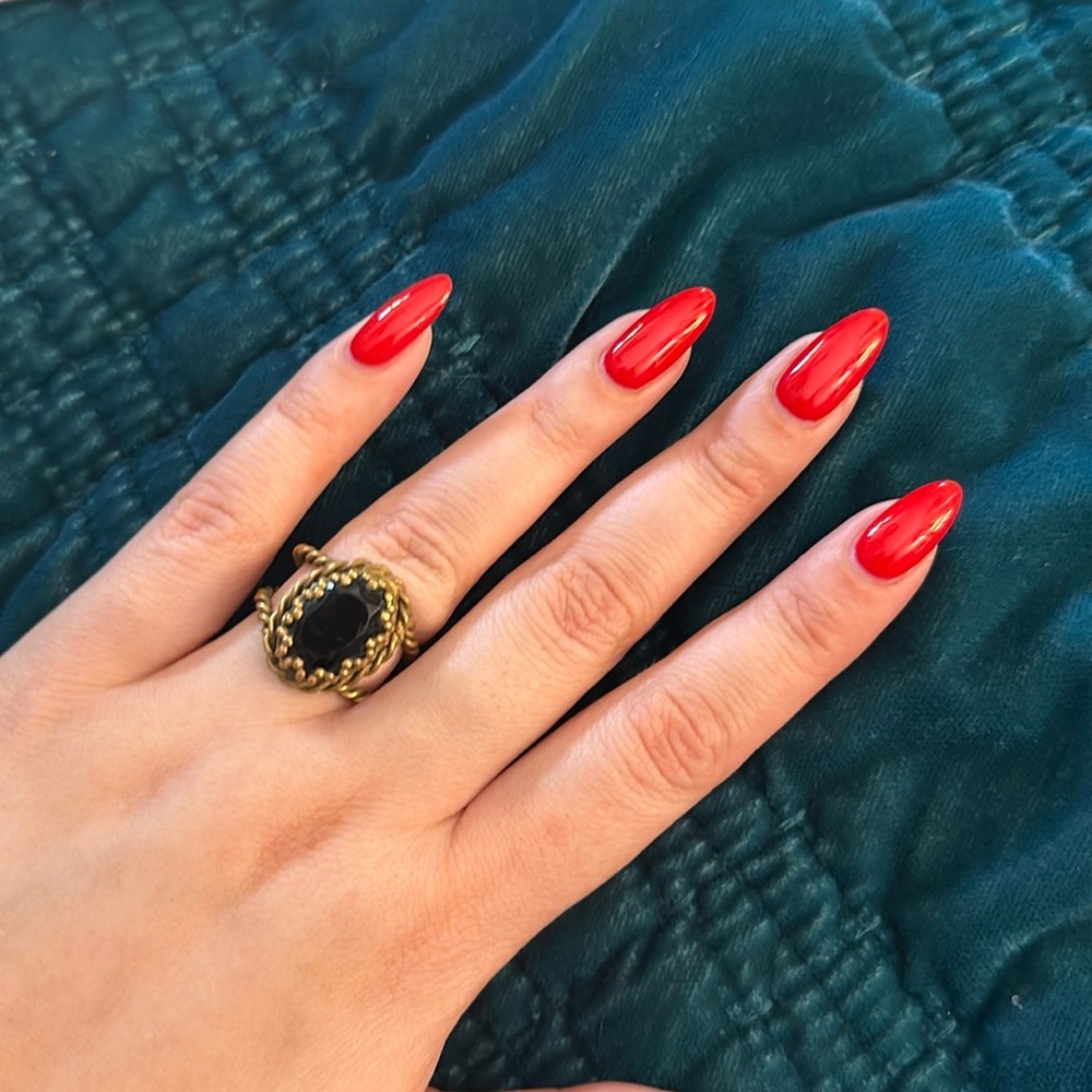 Vintage adjustable black glass ring